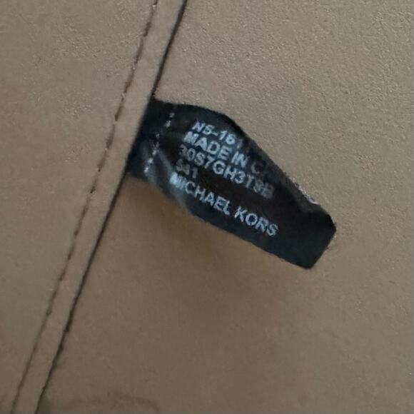 Michael Kors Camel Tan Saffiano Leather Haley Large Tote Bag Purse - Picture 7 of 11